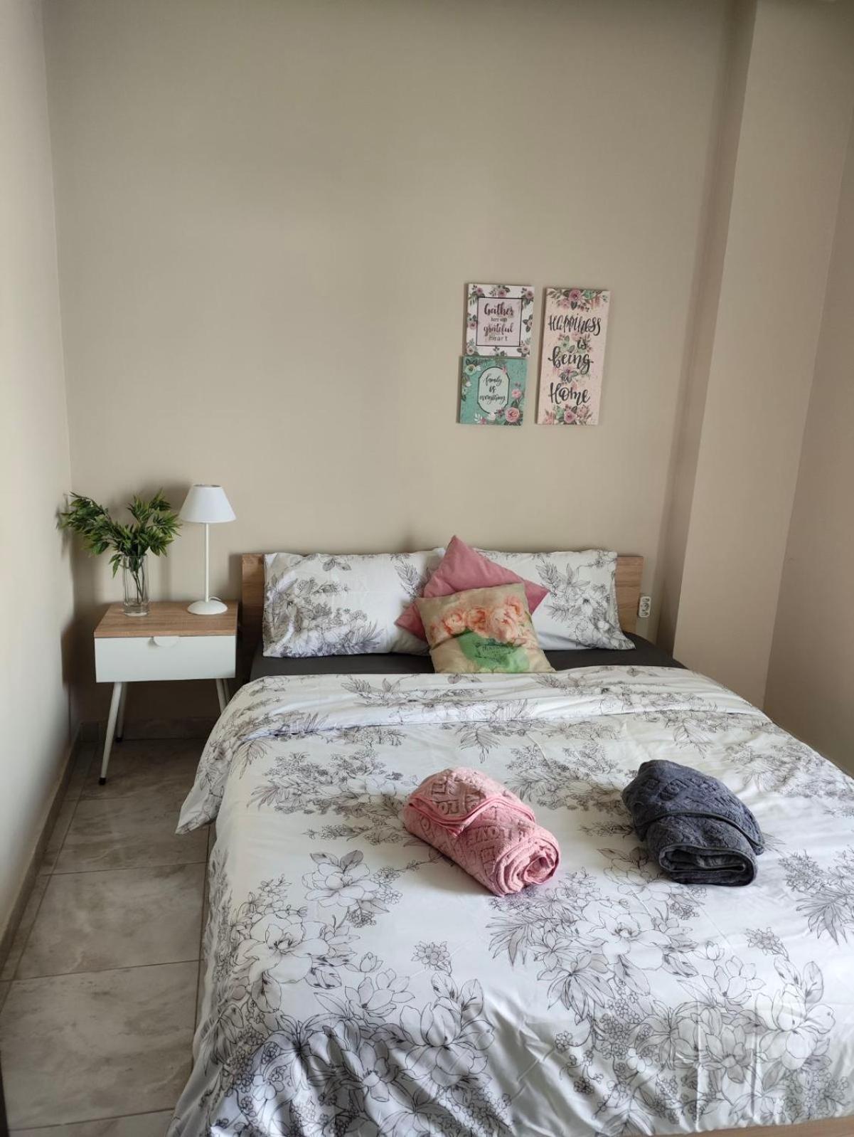 Downtown Comfy Apartamento Edessa Exterior foto